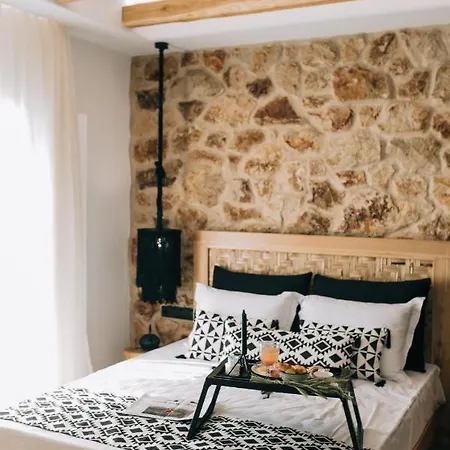 Rodillo Plaka (Naxos)
